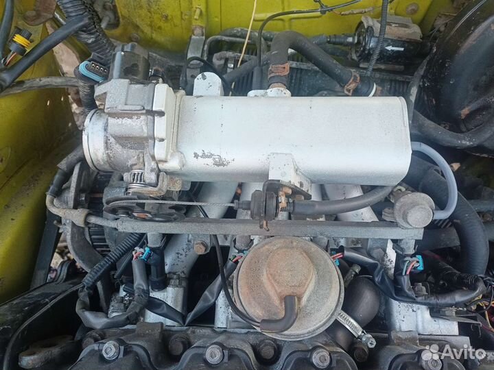 Впускной коллектор на двигатель a15sms Lanos