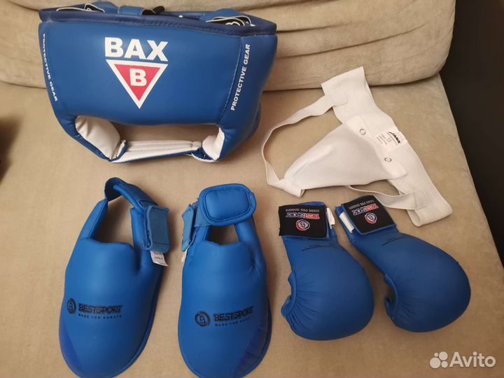 Комплект защиты для единоборств