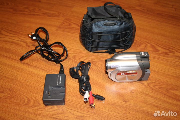 Видеокамера Panasonic VDR-D160