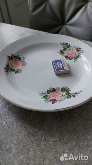 Блюдо (тарелка) большое диам. 30 см керамич. СССР