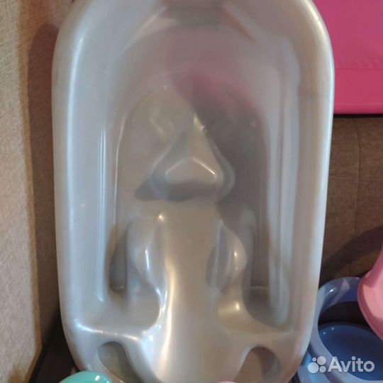 Горки, ванночки, круги, пеленальные доски