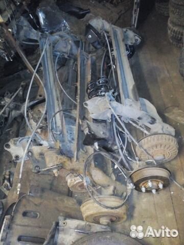 Задняя балка рено