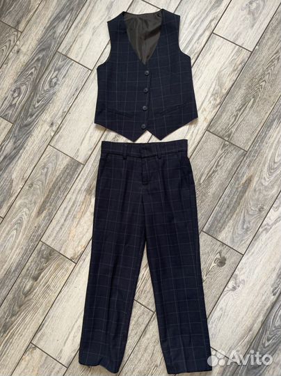 Школьный костюм первоклассника