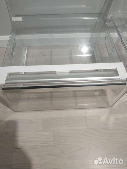 Ящики и полки для холодильника Electrolux