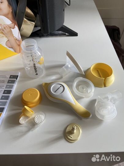 Молокоотсос medela ручной