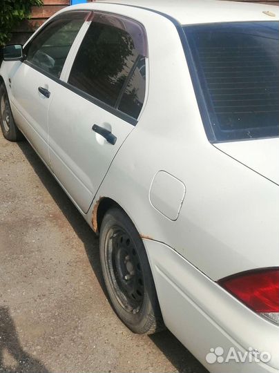 Mitsubishi Lancer Cedia 1.5 CVT, 2000, 175 000 км