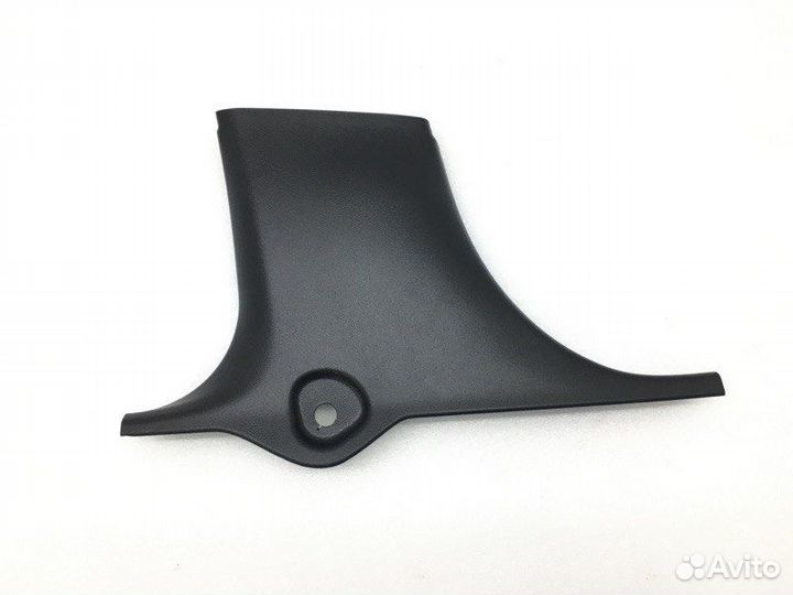 Обшивка стойки левая Mercedes Cla C117 1.6 2014