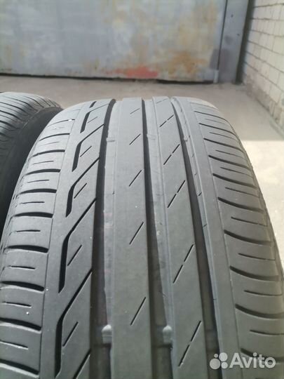 Bridgestone Turanza T001 215/45 R17 87W