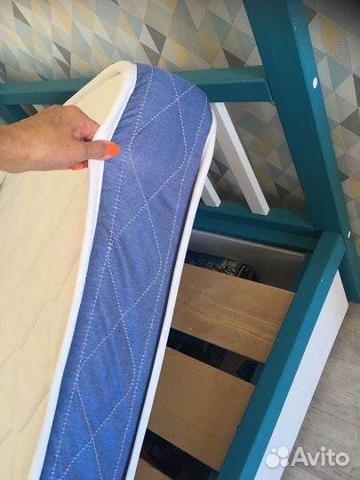 Детская кровать домик с матрасом