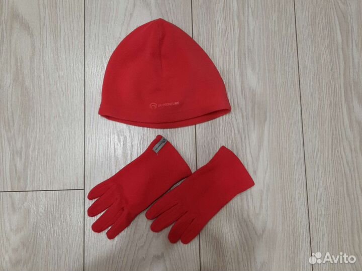 Шапка +перчатки.Outventure