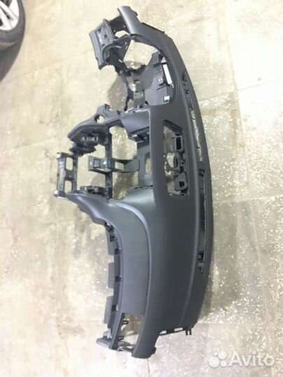 Торпедо Infiniti M панель приборов подушки airbag