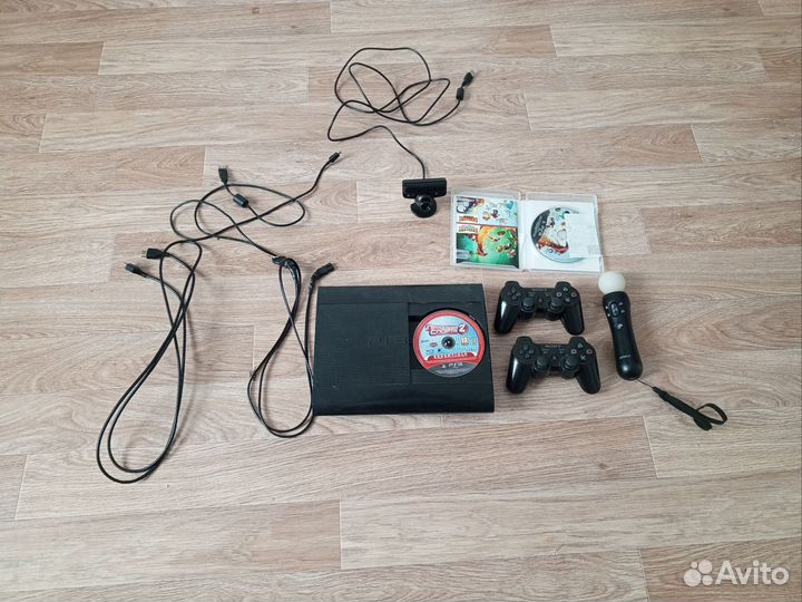 Sony playstation 3 super slim