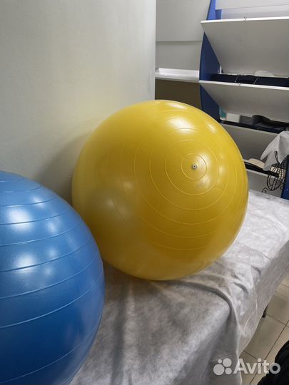 Мяч фитбол
