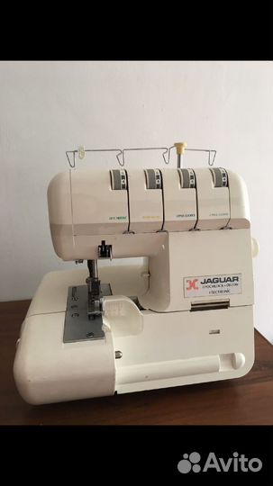 Швейная машина Jaguar 087DW