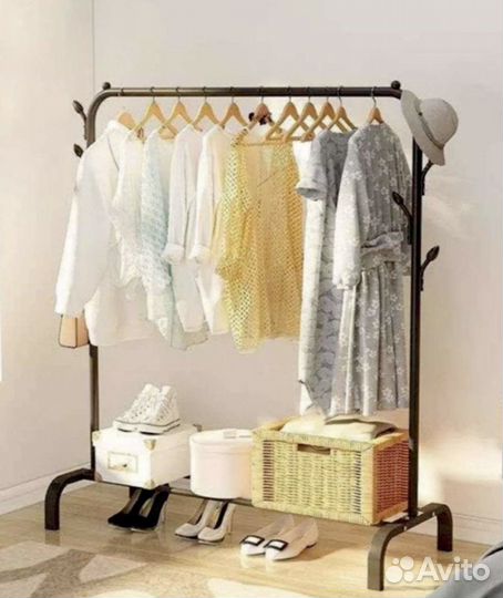 Вешалка для одежды напольная