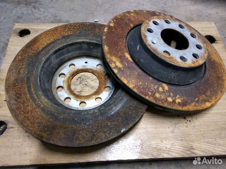 Тормозной диск задний Skoda Kodiaq