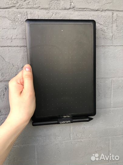Графический планшет One by Wacom small, CTL-472-N