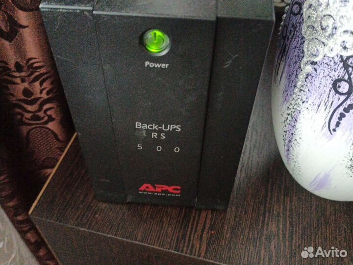 Ибп APC Back-UPS RS 500