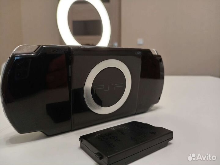 Sony Psp slim 2000 на запчасти