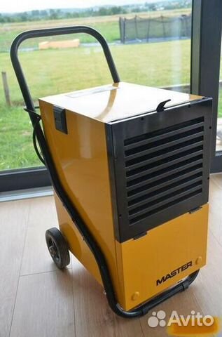 Осушитель воздуха Master DH752 as1