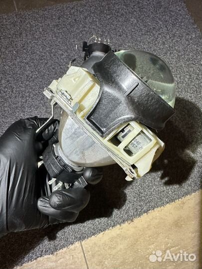 Valeo 89034437 биксеноновые линзы с отражателями