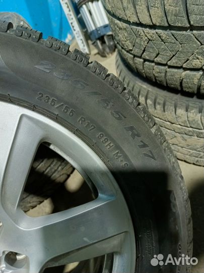 Pirelli Sottozero Winter 240 235/55 R17