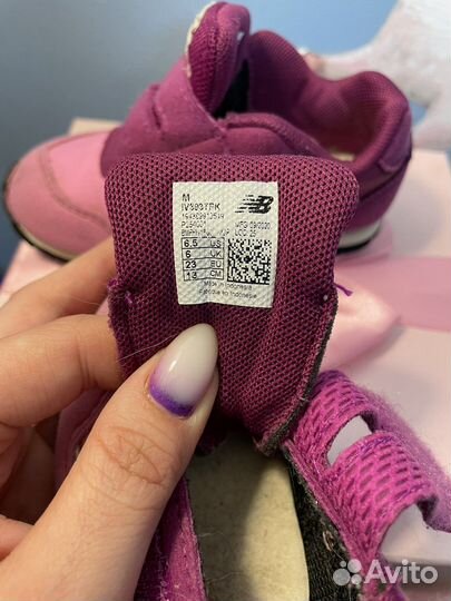 Кроссовки для девочки 23