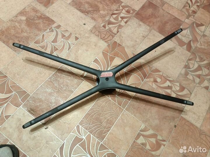 Подставка для телевизора