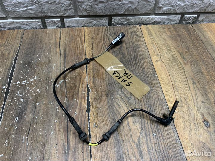 Renault Sandero 2 Датчик ABS передний LH RH