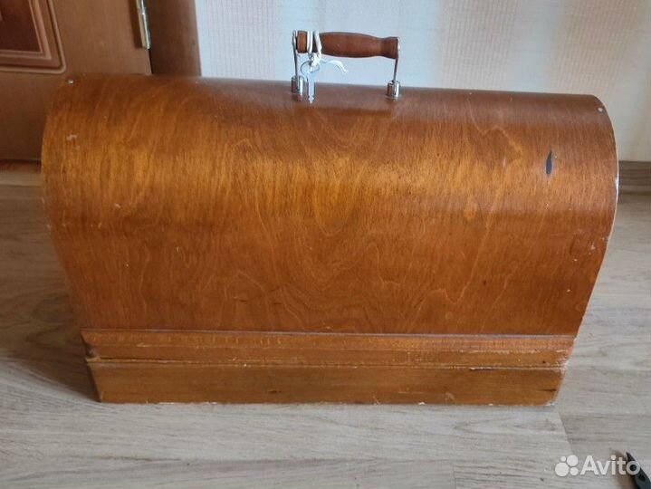 Швейная машинка ручная