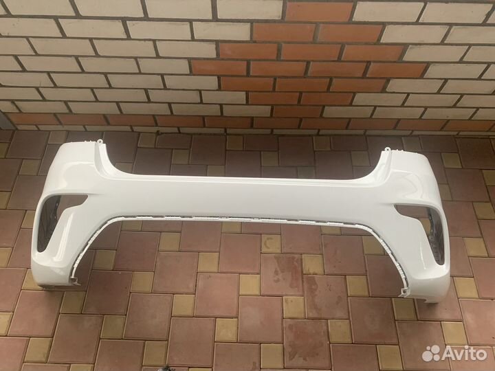 Задний бампер