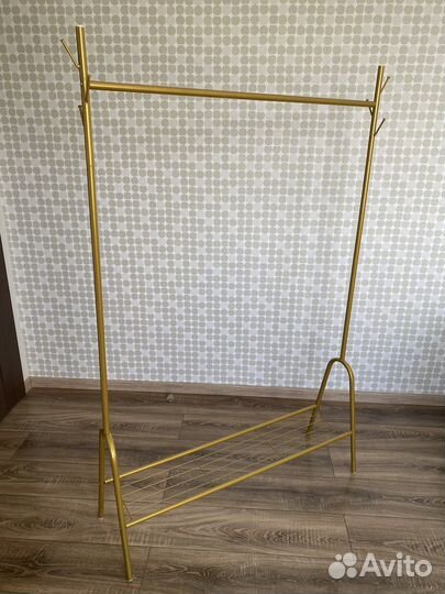 Вешалка напольная золотая