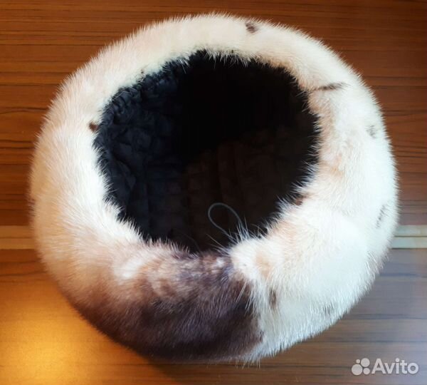 Берет женский норковый