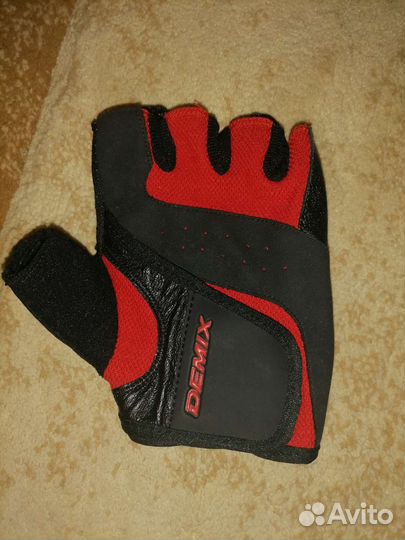 Перчатки для велосипеда и фитнеса