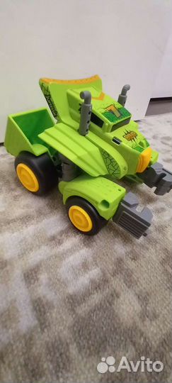 Робот динобот