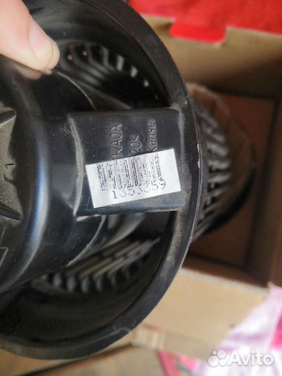 Мотор отопителя с крыльчаткой nissan juke оригинал