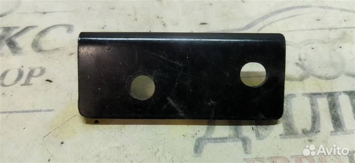 Кронштейн (сопут. товар) Audi A8 D3 4E 2004-2010