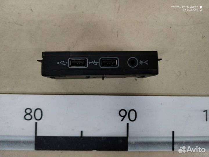 Разъем USB AUX Volkswagen Tiguan 2017