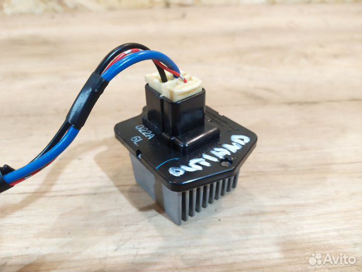 Резистор отопителя Mitsubishi Outlander Xl CW 3.0