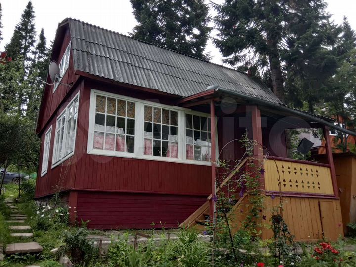 Дача 57 м² на участке 4,6 сот.