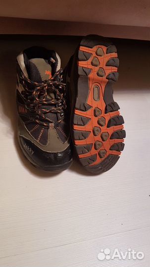 Кроссовки утепленные