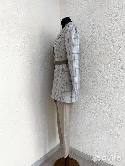 Брючный костюм женский 42-44