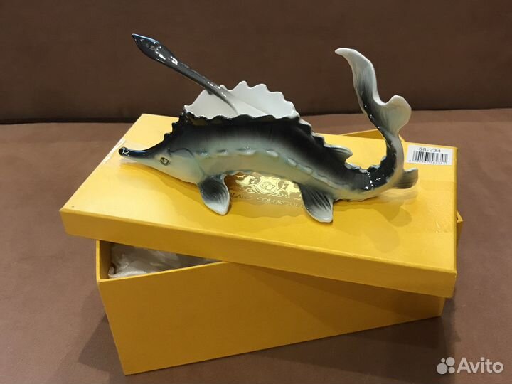 Фарфоровая икорница Рыбка