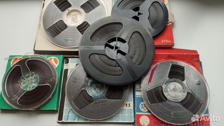 Бобины для катушечного магнитофона