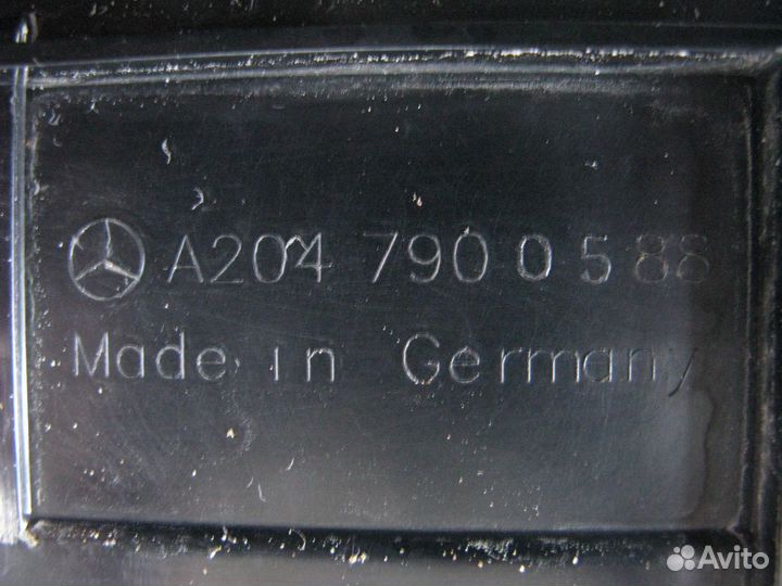 Спойлер двери багажника Mercedes W204 GLK 2008+