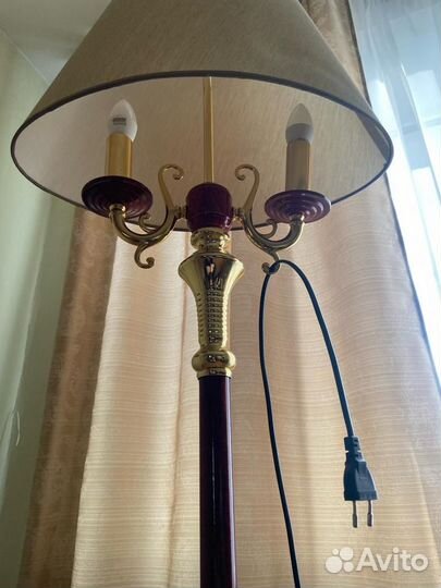 Торшер напольный