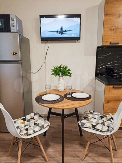 2-к. квартира, 43 м², 8/10 эт.