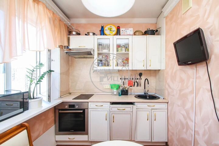 2-к. квартира, 45 м², 7/9 эт.
