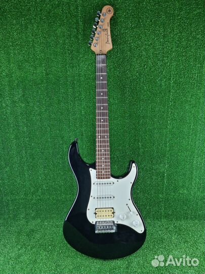 Электрогитара Yamaha Pacifica 112J Black