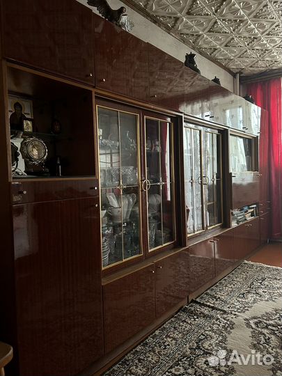 Стенка в гостиную